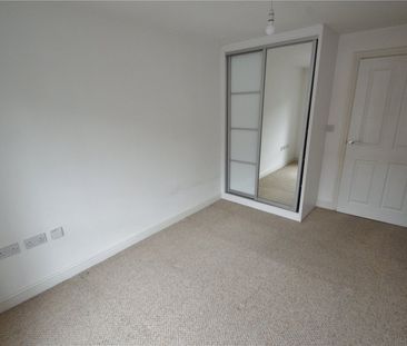 Chadwick Road, Slough, Berkshire,SL3 - Photo 5