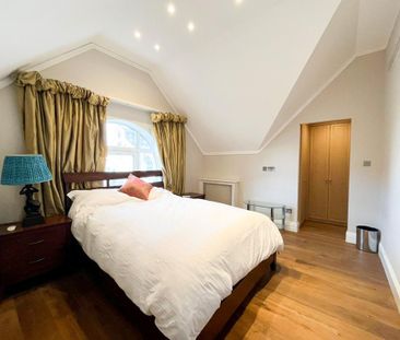 3 Bed Penthouse, The Quadrangle, SW10 - Photo 6