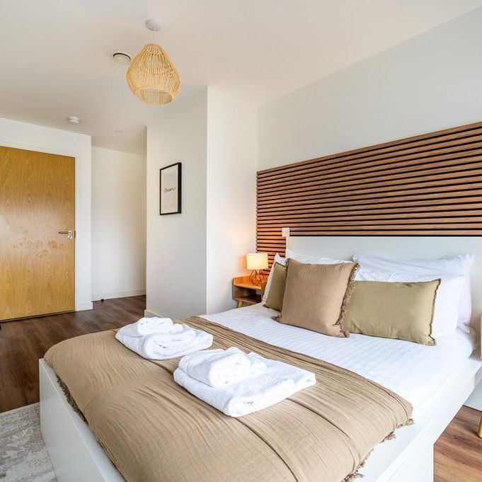 5 bedroom semi-detached house to rent - Photo 1