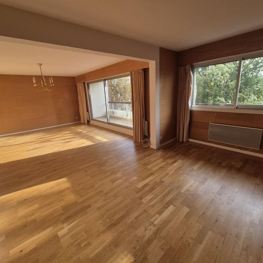 Location Appartement 3 pièces 97m² LOOS 59120 - Photo 1