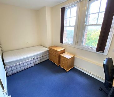 3 bedroom apartment to rent - Photo 6