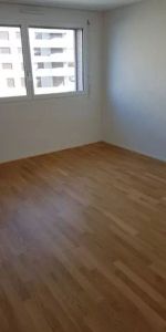 Récent appartement de 2.5 pièces au 4ème étage - Photo 3