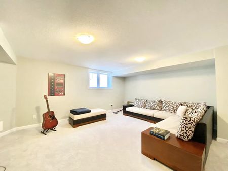 For Lease - 1045 Speedvale Court, Kanata, Ontario - Photo 5