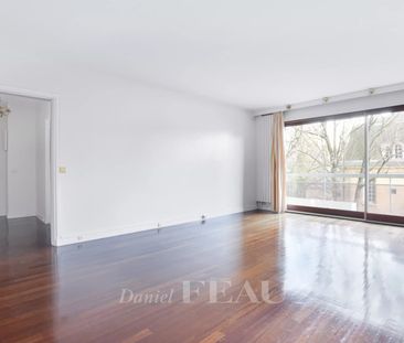 Appartement • Saint James-Delabordère - Photo 3