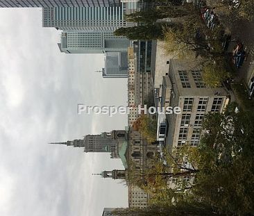 Warszawa, Śródmieście, Grzybowska - Photo 6