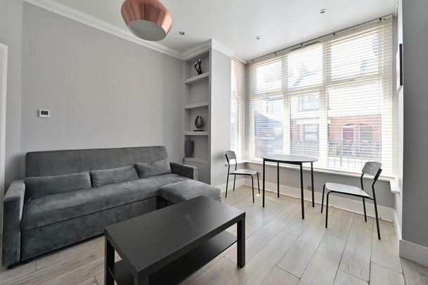 1 bedroom flat to rent - Photo 1