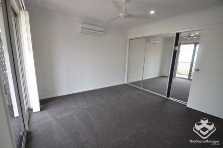 VERY NEW 3 BED TOWNHOUSE FOR RENT - Photo 3