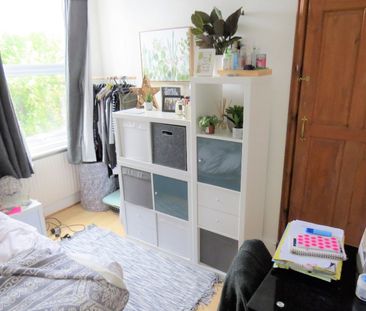Room in a Shared House, Blaker Street, BN2 - Photo 3