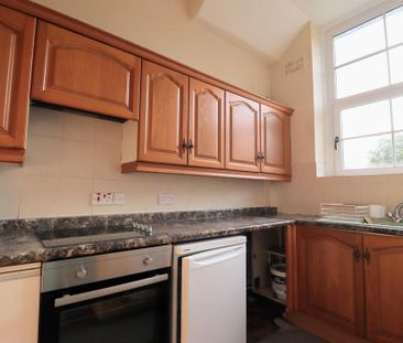 3 bedroom apartment to rent - Photo 3