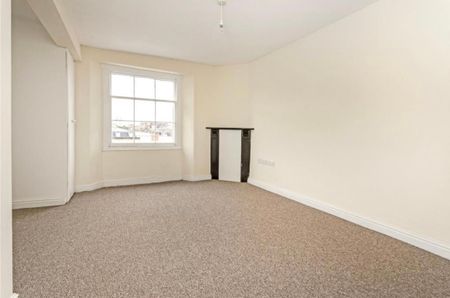 2 Bed Flat, Buckingham Place, BS8 - Photo 4