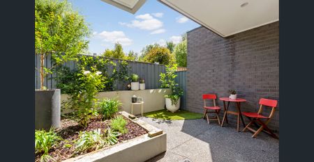 Stunning 2 Bedroom Townhouse with Study inside McKinnon School Zone - Photo 5