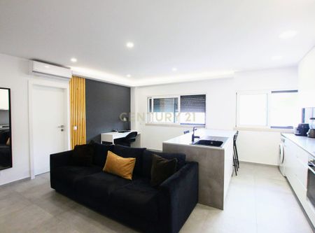 Montenegro, Faro - Photo 4