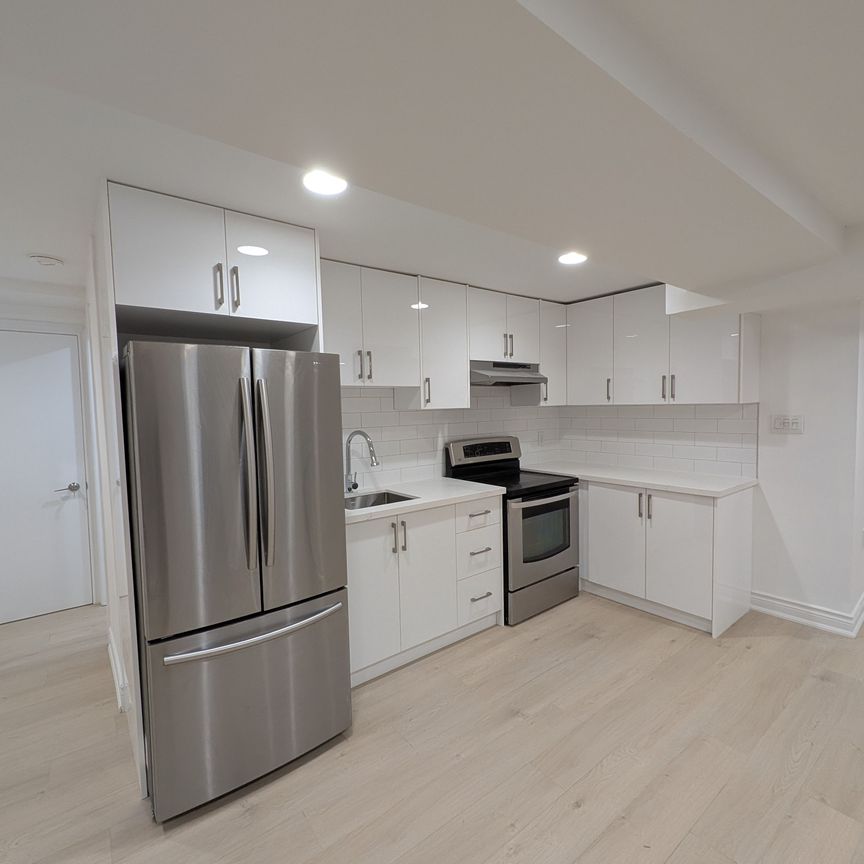 For Lease - 88 Baynards Lane, Richmond Hill, Ontario - Photo 1