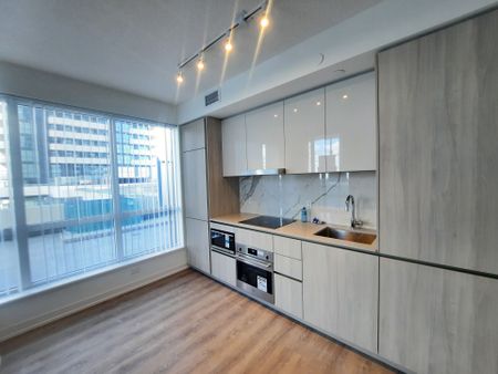 For Lease - 8 Interchange Way Unit# 517, Vaughan, Ontario - Photo 5