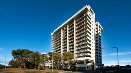 Three Bedroom Apartment In A Perfect Location - Photo 2