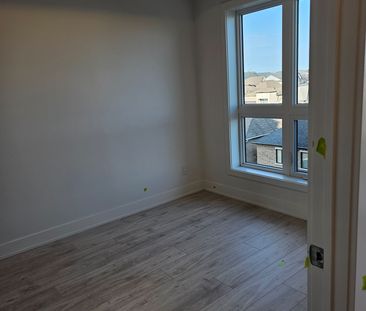 For Lease - 3008 William Cutmore Boulevard Unit# 522, Oakville, Ont... - Photo 1