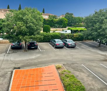 A Louer - T1 avec place de parking privée - AIX EN PROVENCE - Photo 6