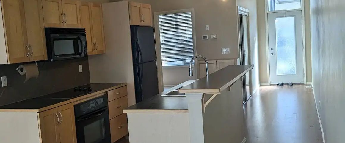 1 Bedroom in Southview Court — 1 Bedroom Condo Unit - Photo 1