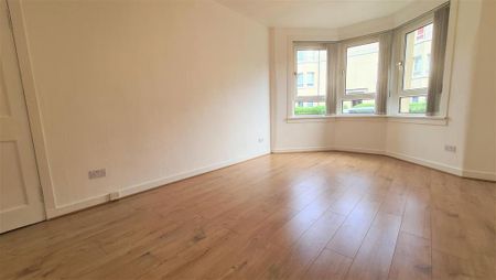 3 bedroom apartment to rent - Photo 2