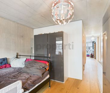 Moderne 3.5-Zimmer-Maisonette-Wohnung mit zwei Balkonen in Zürich O... - Foto 6