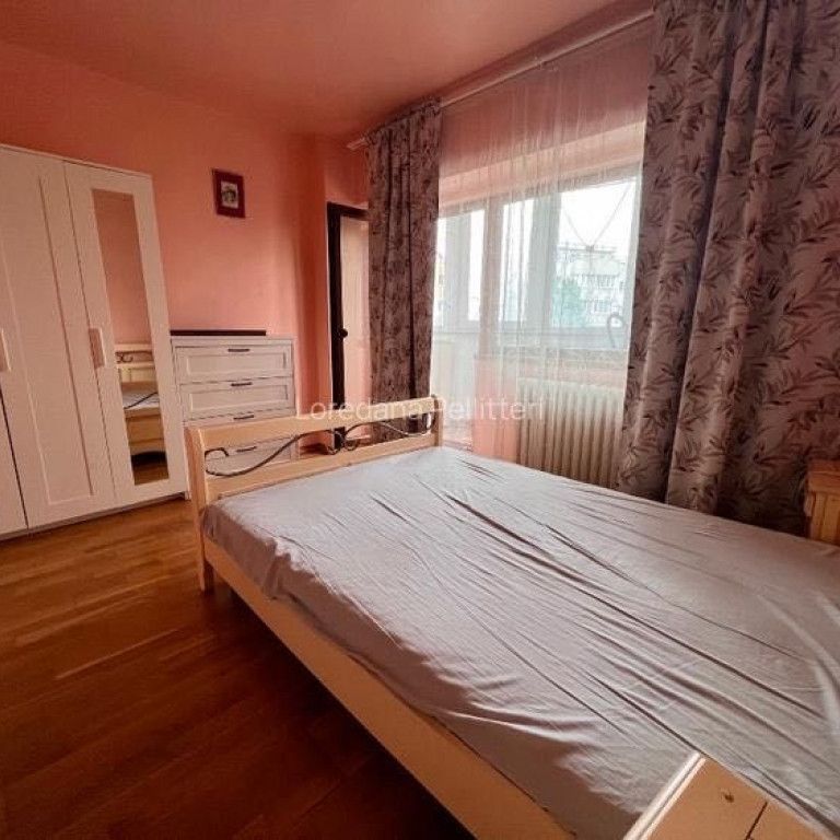 Nerva traian etaj 6 vasile carlova - Fotografie 1