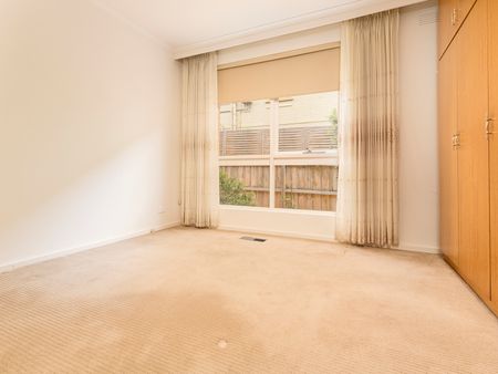 2/16 King Street, Elsternwick VIC 3185 - Townhouse For Rent | Domain - Photo 5