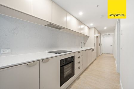 The Grande on London - Refined 1 Bedroom Apartment with study area - Photo 3