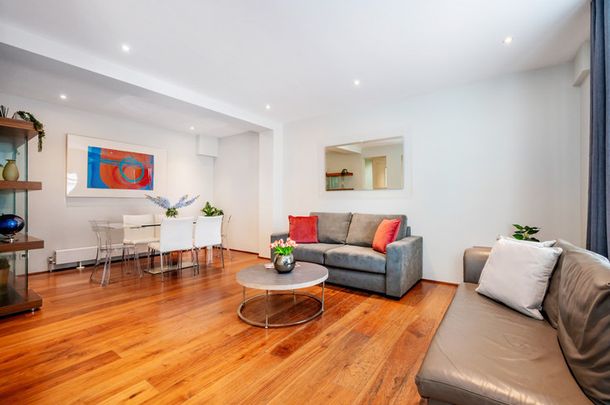 Emperor's Gate - Photo 1