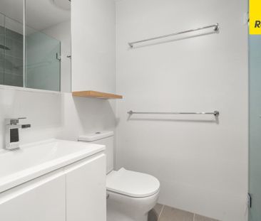 Modern Apartment Living in Coombs! - Photo 6