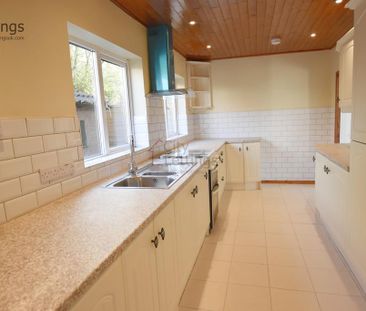 3 bedroom semi-detached house to rent - Photo 5