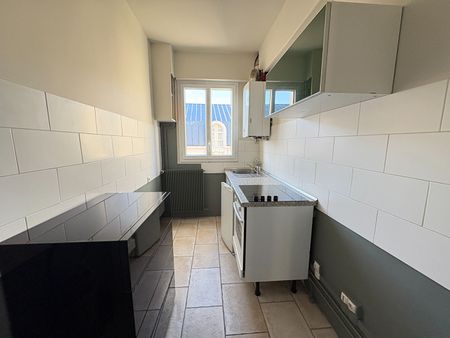 Location Appartement 3 pièces 66m² - Photo 4