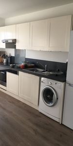 Location Appartement 3 pièces 64m² LA MADELEINE 59110 - Photo 3