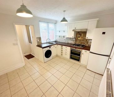 2 bedroom house to rent Abbey Road, Bradwell, Milton Keynes, MK13 - Photo 4