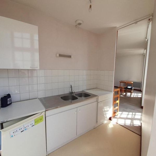 Location Appartement 1 pièce 26m² POITIERS 86000 - Photo 1