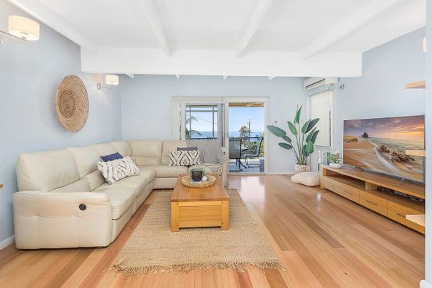 A Home That Captures the Wombarra Lifestyle - Photo 1