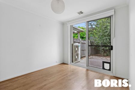 4/31 Tallara Parkway Narrabundah ACT - Photo 5