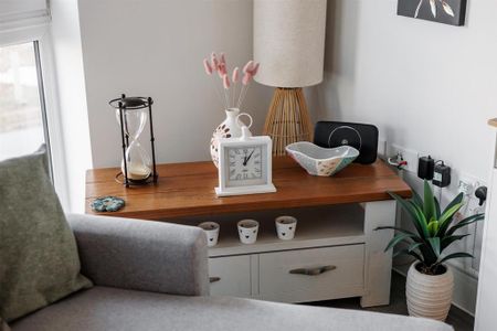 2 bedroom house to rent - Photo 2