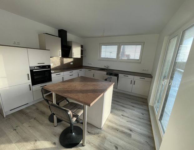 Exklusives Neubau-Maisonette-Penthouse mit Schlossblick, Dachterrasse, Garage in 1A-Lage - Foto 1