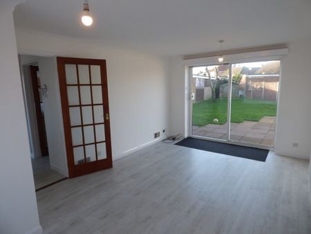 Byron Way, Great Yarmouth - Photo 3