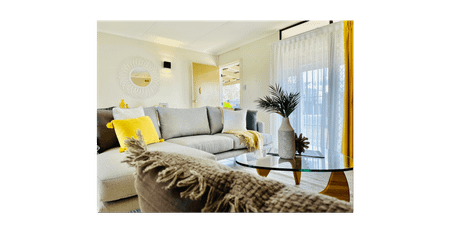 BIG BACKYARD, BRILLIANT LOCATION – READY TO MOVE IN NOW! - Photo 3