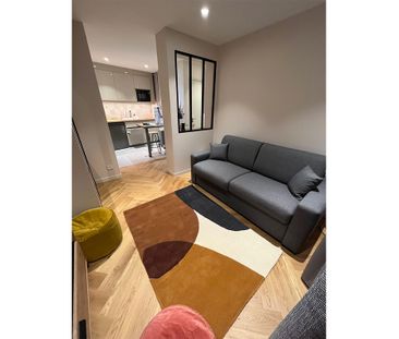 Appartement à louer rue du Dragon, Paris 6ème - Photo 2