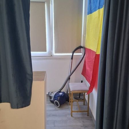 Aparatorii patriei turnu magurele etaj 6 - Fotografie 4