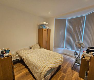 2 Bed Student Accommodation - Photo 4