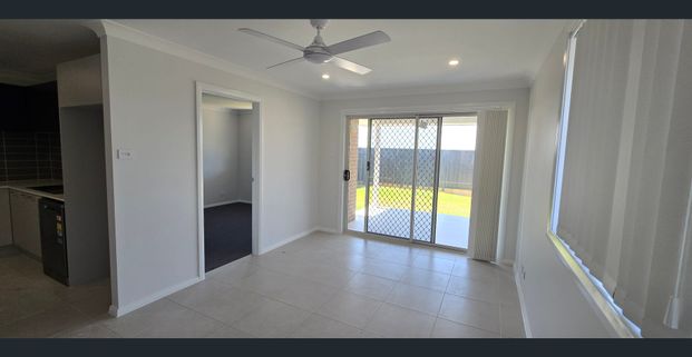 2 Bedroom Home - Photo 1