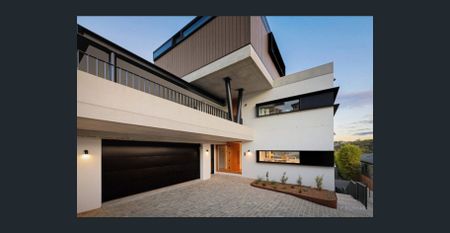 Designer Harbourside Duplex - Photo 3