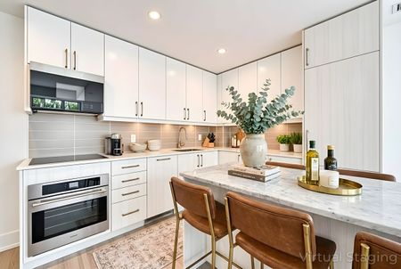 For Lease - 2075 King Road Unit# 247, King, Ontario - Photo 3