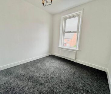3 bedroom maisonette to rent - Photo 5