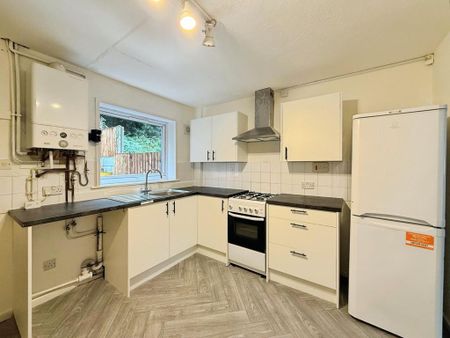 2 bedroom terraced house to rent - Photo 5