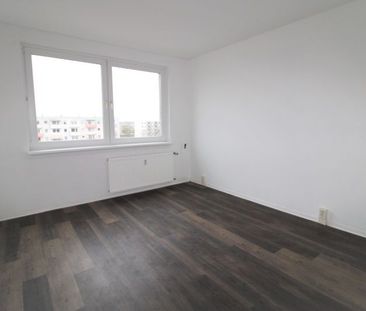 3-RW mit Einbauküche und XXL-Balkon in Westausrichtung - Photo 1