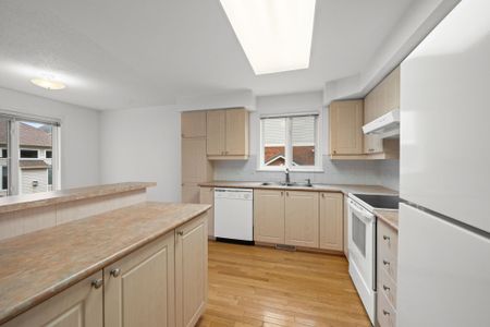 For Lease - 4478 Harper Avenue, Cyrville - Carson Grove - Pineview, Ontario - Photo 4
